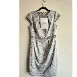 Stunning Carmen Marc Valvo Silver Jacquard Sheath Dress w/ Rhinestones
